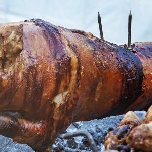 Agnello, porcetto e carciofo trionfano a Natale in Sardegna