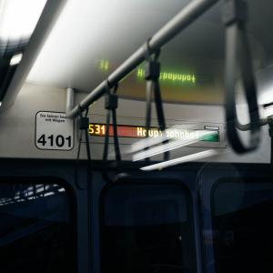 <span>Photo by <a href="https://unsplash.com/@flo_karr?utm_source=unsplash&utm_medium=referral&utm_content=creditCopyText">Flo Karr</a> on <a href="https://unsplash.com/s/photos/public-transport?utm_source=unsplash&utm_medium=referral&utm_content=creditCopyText">Unsplash</a></span> Trasporti