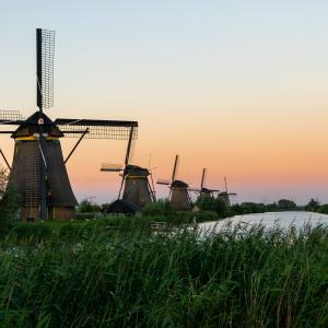 Photo by <a href="https://unsplash.com/@thomasbormans?utm_source=unsplash&utm_medium=referral&utm_content=creditCopyText">Thomas Bormans</a> on <a href="https://unsplash.com/s/photos/netherlands?utm_source=unsplash&utm_medium=referral&utm_content=creditCopyText">Unsplash</a> Internazionalizzazione imprese