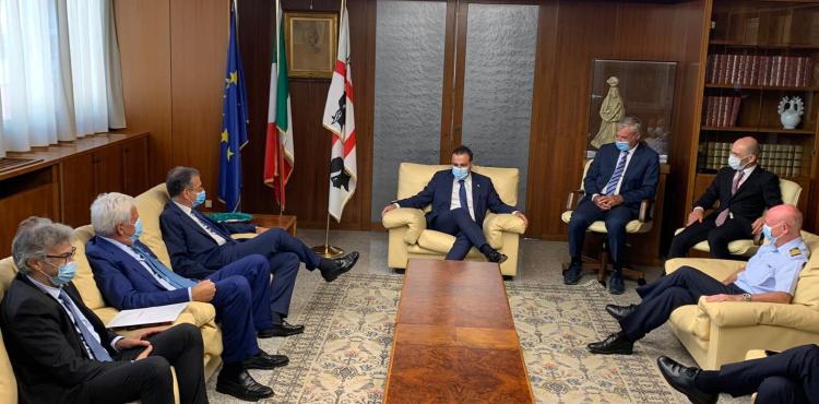 l'incontro tra pais, leonardo e aeronautica