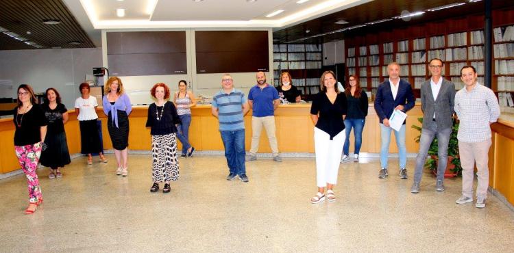 presidente e segretario di camcom con lo staff presidente e segretario di camcom con lo staff