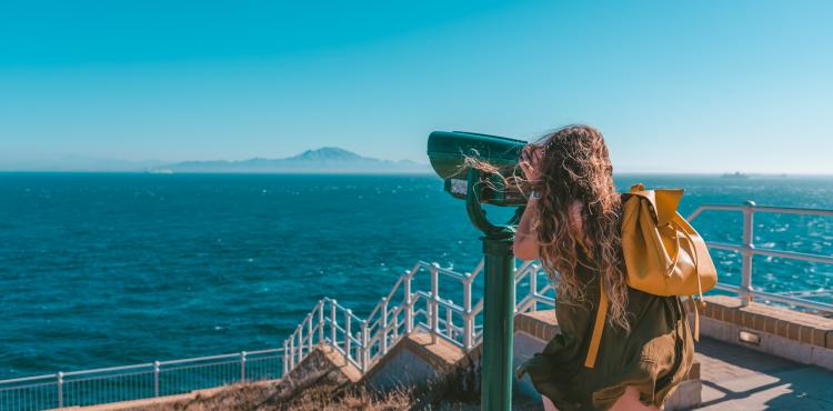 Photo by <a href="https://unsplash.com/@ruifao?utm_source=unsplash&utm_medium=referral&utm_content=creditCopyText">Rui Marinho</a> on <a href="https://unsplash.com/s/photos/tourist?utm_source=unsplash&utm_medium=referral&utm_content=creditCopyText">Unsplash</a> Turismo