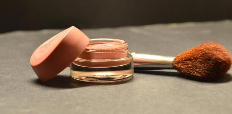 cosmesi - immagine simbolica