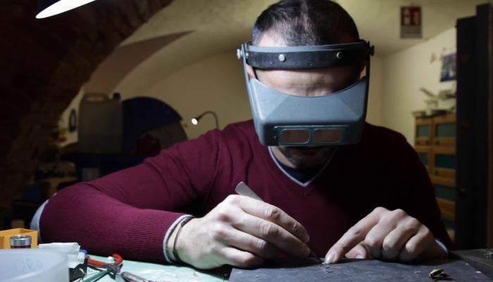 Embedded thumbnail for  Tradizione e nuovi mercati: la sfida di Sanna Gioielli di Oristano