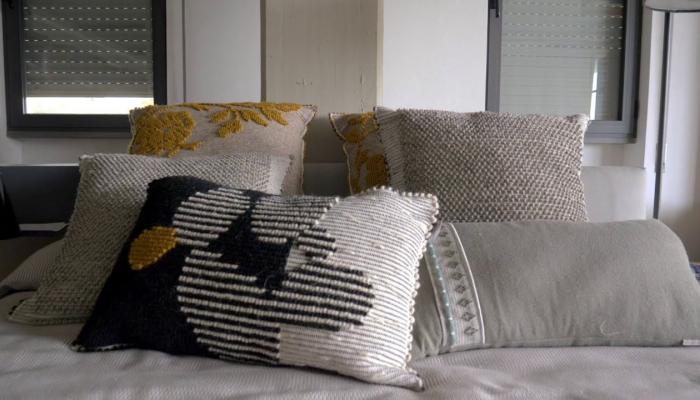 Embedded thumbnail for Mariantonia Urru, innovazione e design rivoluzionano il mercato dell'artigianato sardo